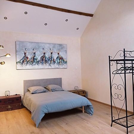 Vila La Grange De Marie A St Angel - Magnifique Grange Renovee En Loft Pour 1 A 6 Pers Saint-Angel  Exteriér fotografie