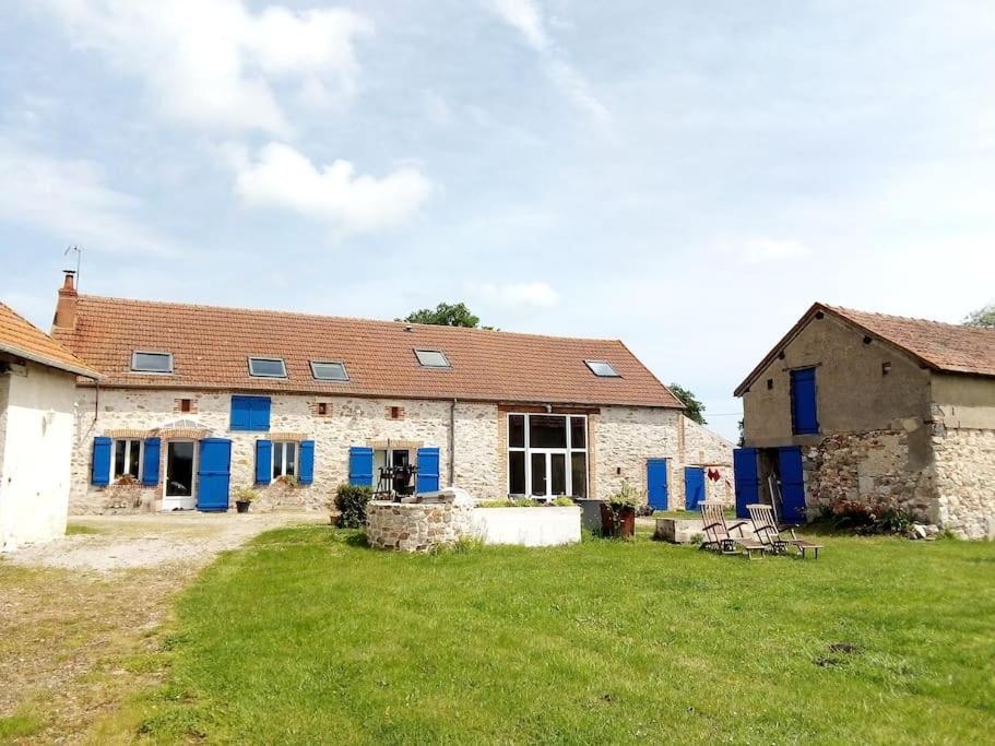Vila La Grange De Marie A St Angel - Magnifique Grange Renovee En Loft Pour 1 A 6 Pers Saint-Angel  Exteriér fotografie
